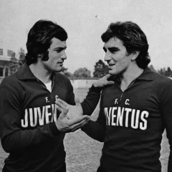 Juventus FC 1974 - 75 Felpa Storica Calcio